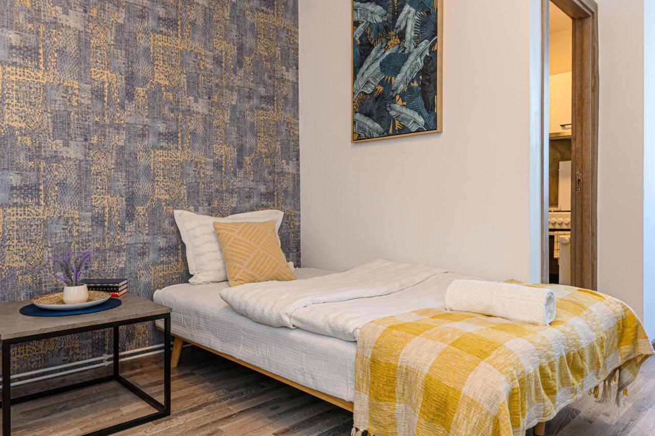 Luxury Studios - Soarelui 10 Brasov Bagian luar foto