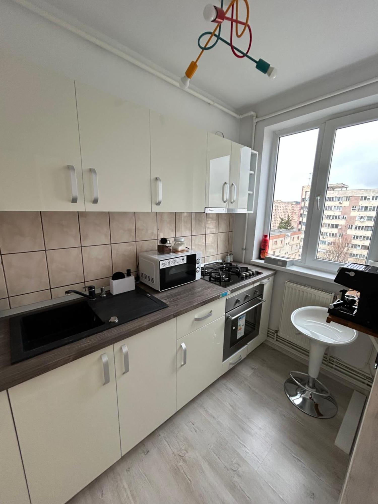 Luxury Studios - Soarelui 10 Brasov Bagian luar foto