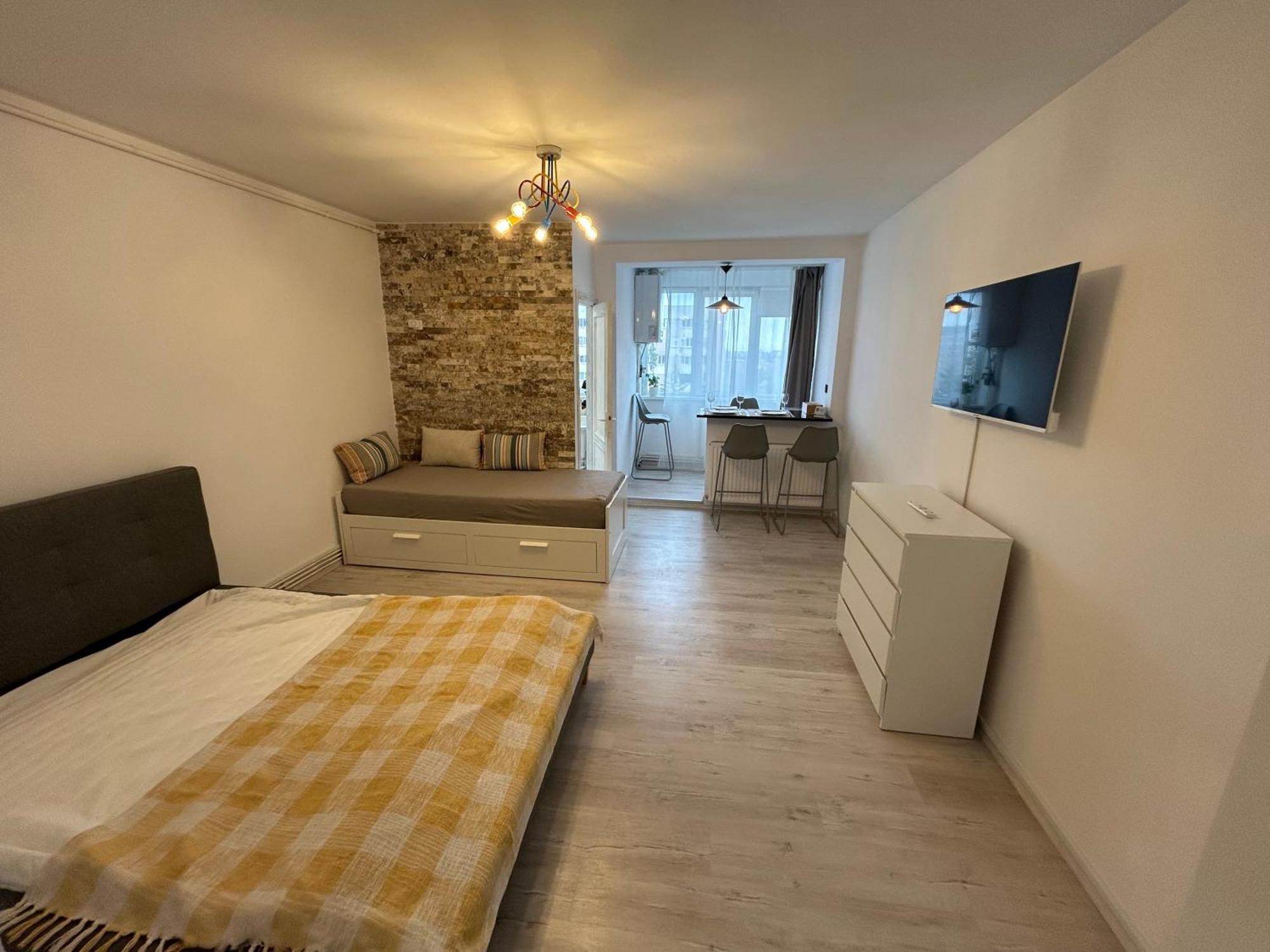 Luxury Studios - Soarelui 10 Brasov Bagian luar foto